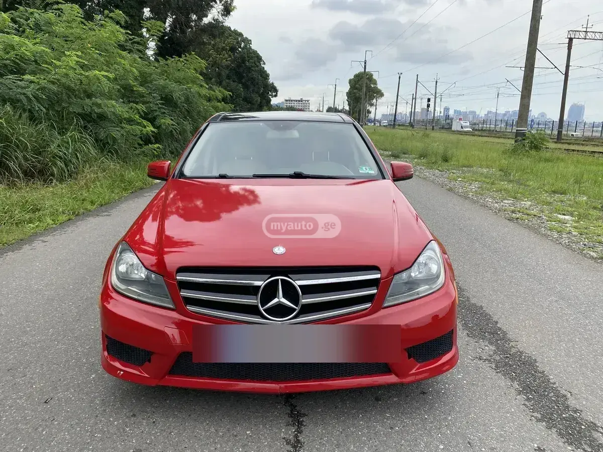 Mercedes-Benz C 300 2013 — photo 2