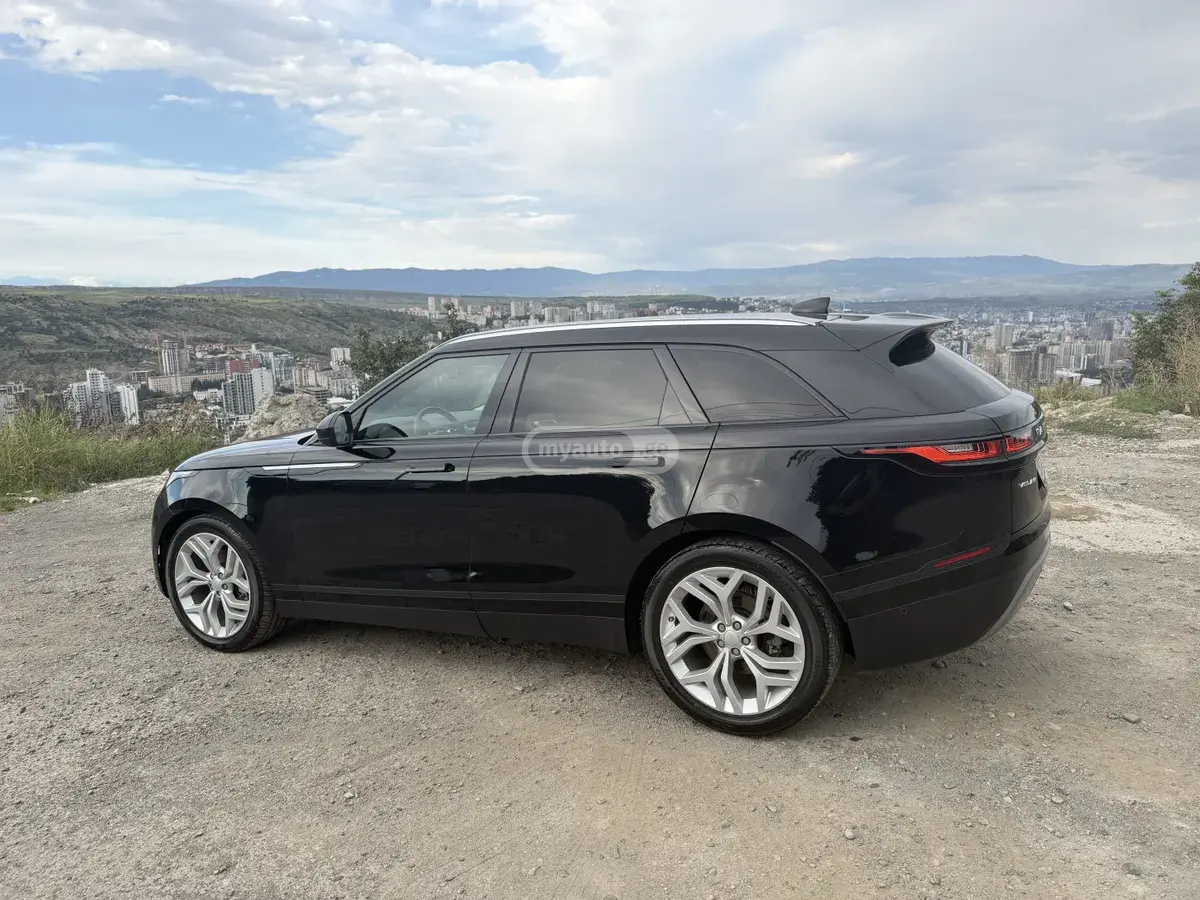 Land Rover Range Rover Velar 2019 — photo 2