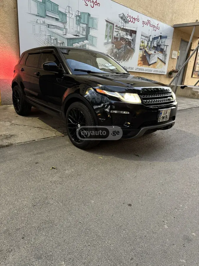 Land Rover Range Rover Evoque 2018 — photo 2