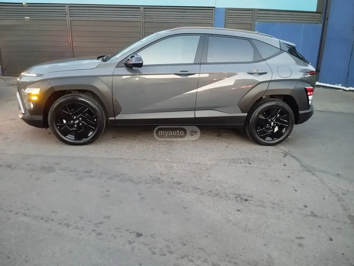Hyundai Kona 2025 — photo 2