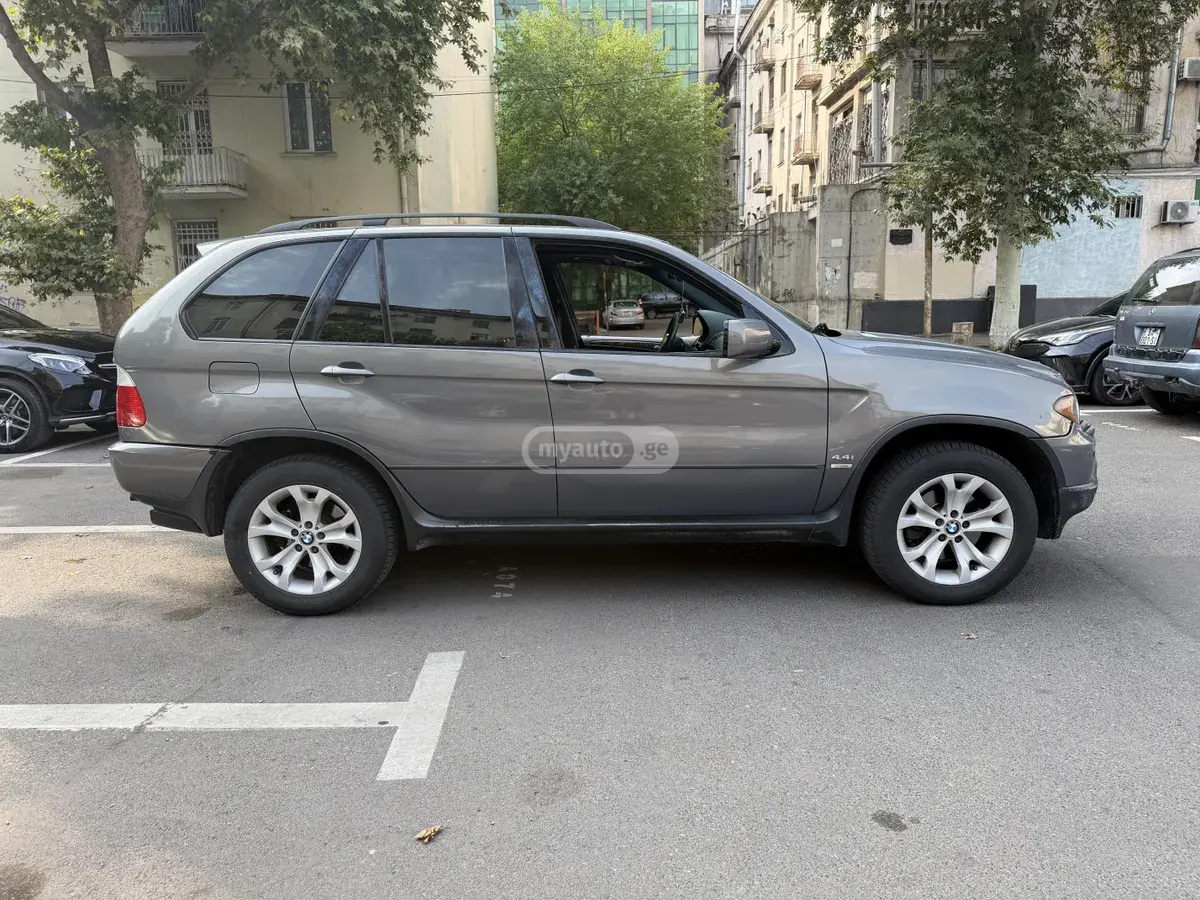 BMW X5 2005 — photo 2