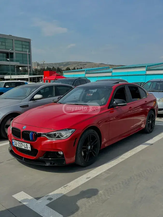 BMW 335 2014 — photo 2