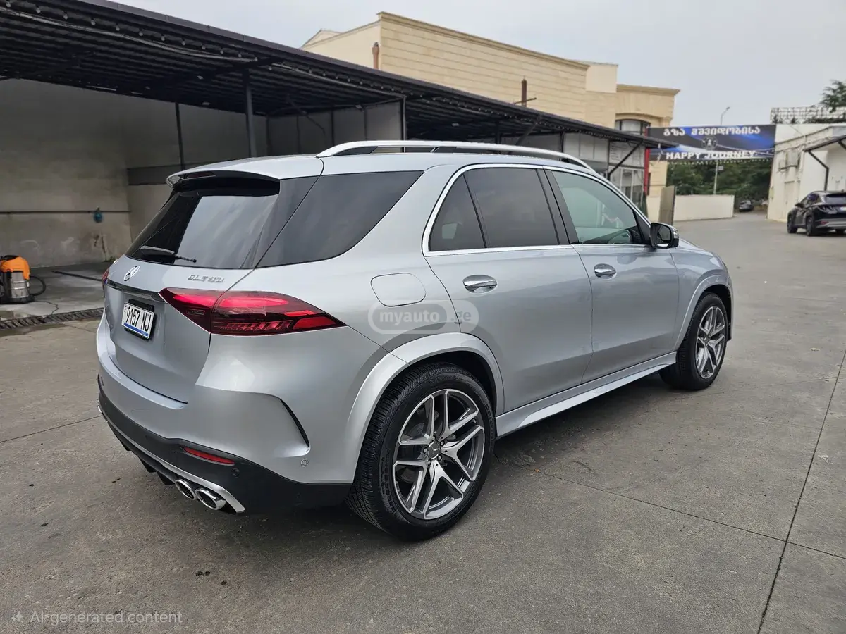 Mercedes-Benz GLE 53 2025 — photo 2