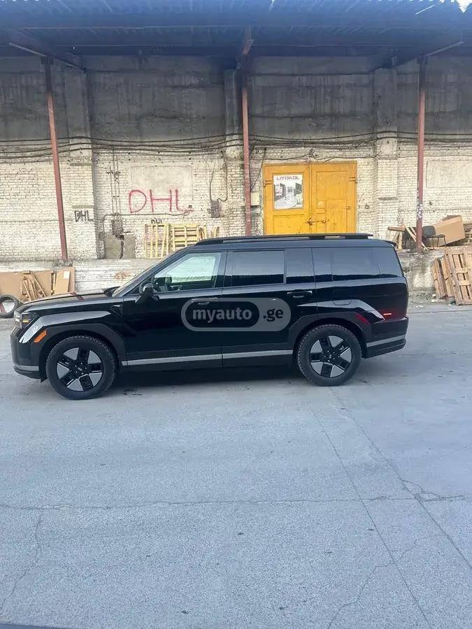 Hyundai Santa Fe 2025 — photo 2