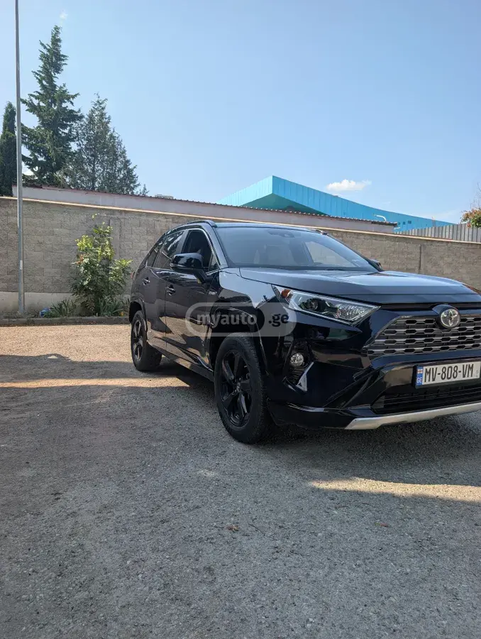 Toyota RAV4 2019 — photo 2