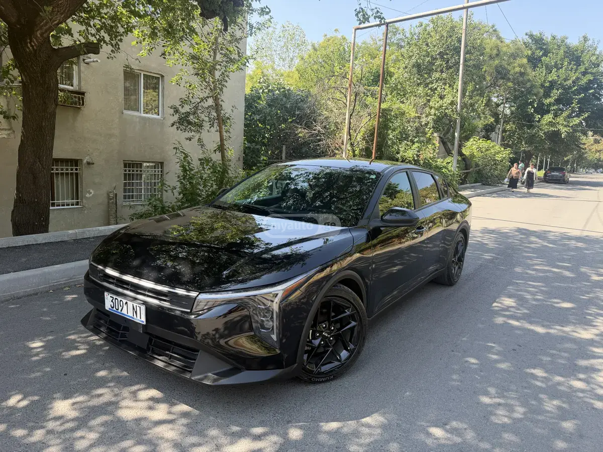 Kia K4