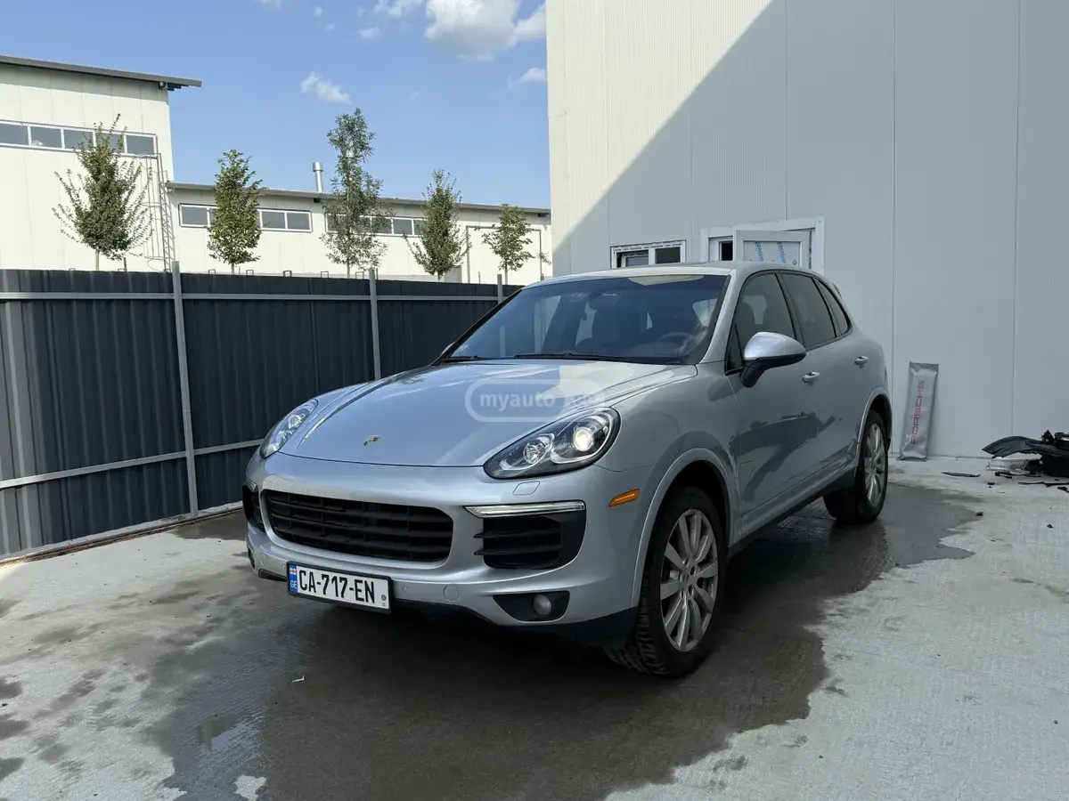 Porsche Cayenne 2017 — photo 2