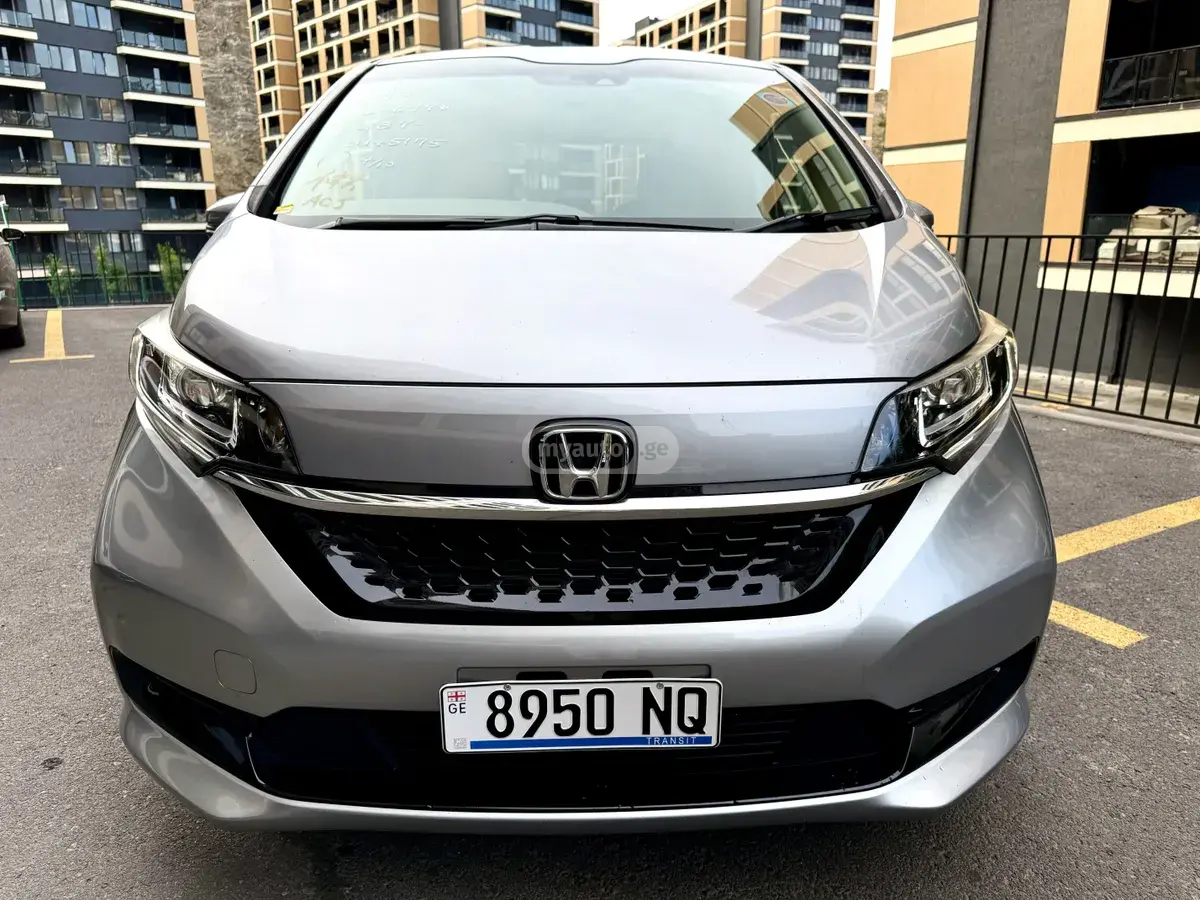 Honda Freed 2021 — photo 2