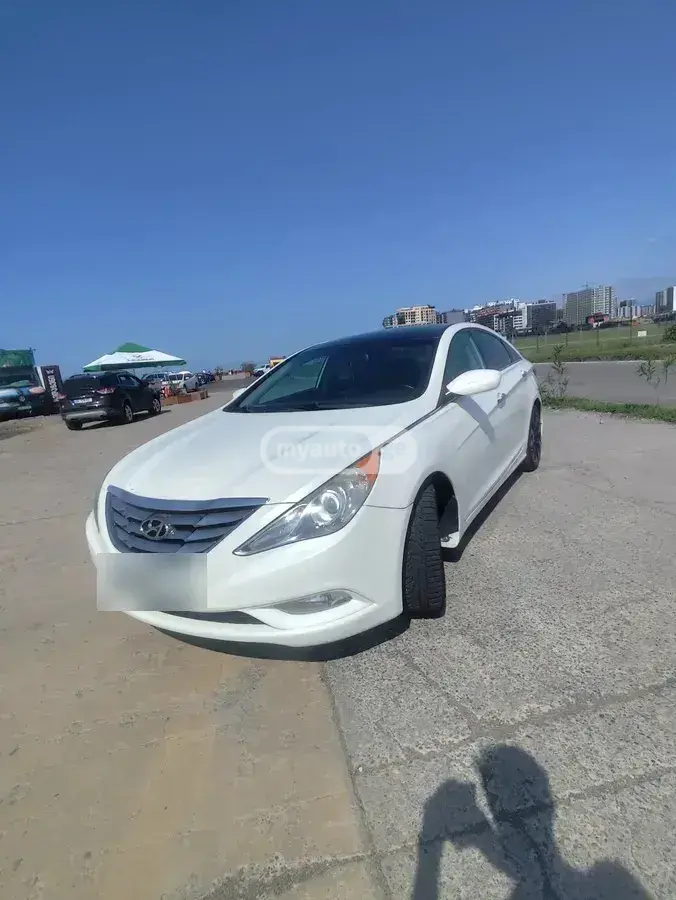 Hyundai Sonata 2012 — photo 2