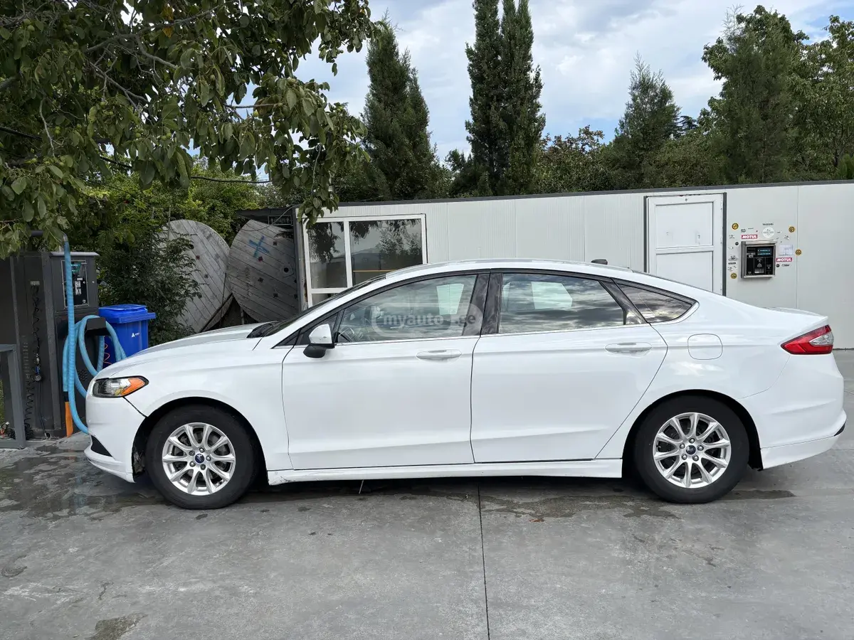 Ford Fusion 2016 — photo 2