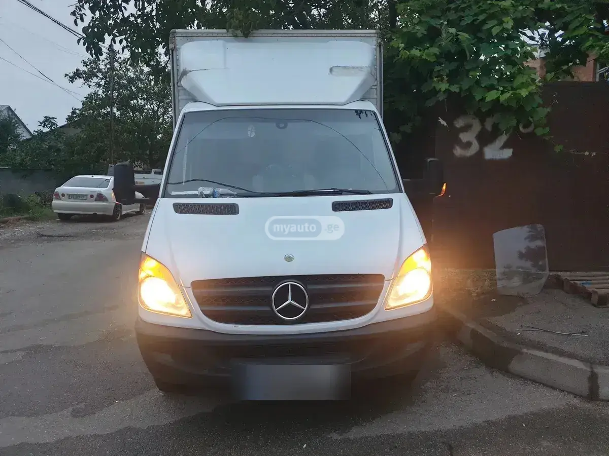 Mercedes-Benz Sprinter
