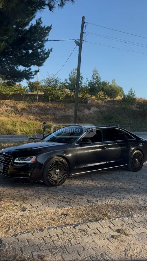 Audi A8