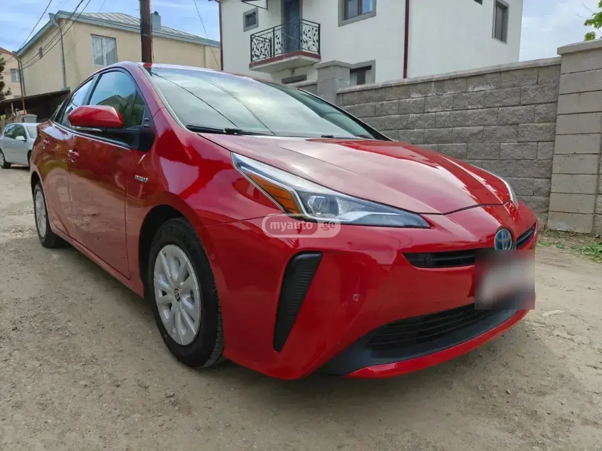 Toyota Prius 2022 — photo 2