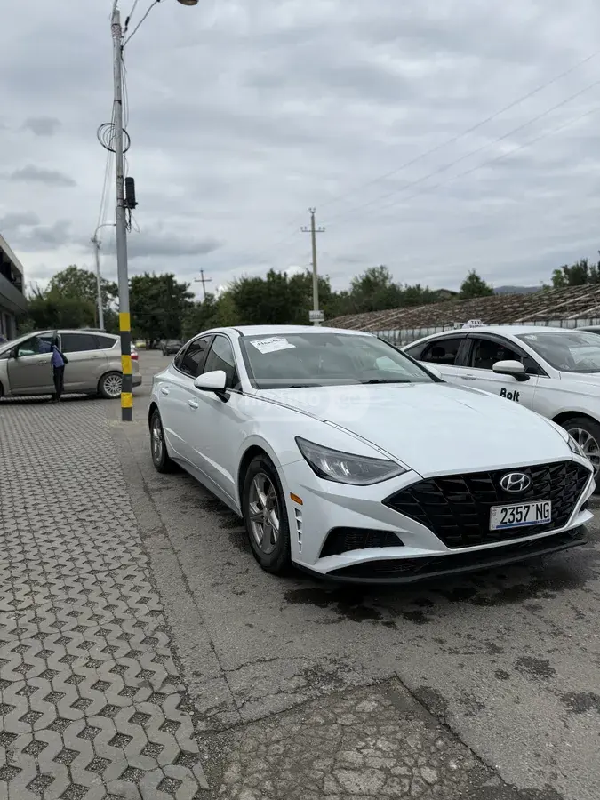 Hyundai Sonata 2021 — photo 2