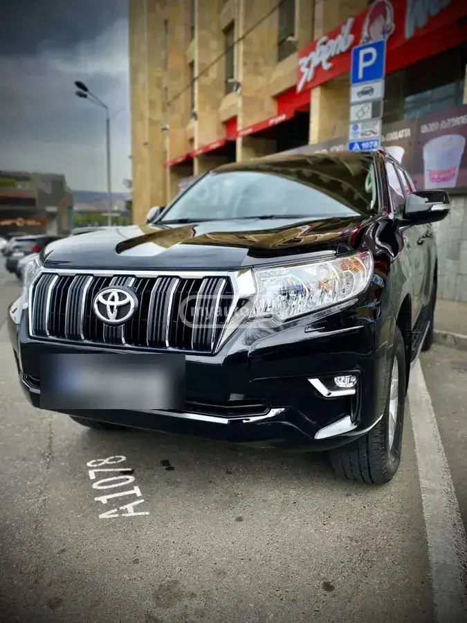 Toyota Land Cruiser Prado