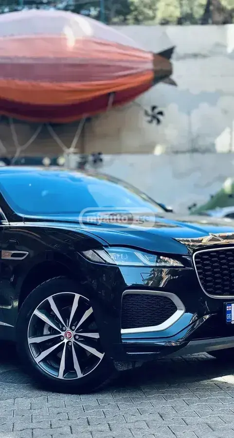 Jaguar F-Pace 2023 — photo 2