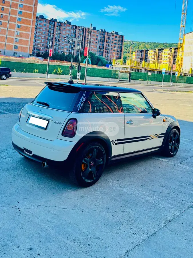 Mini Cooper 2009 — photo 2