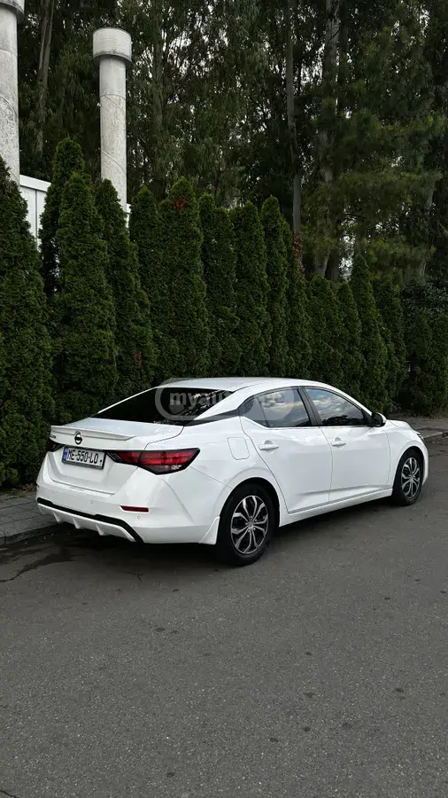 Nissan Sentra 2020 — photo 2