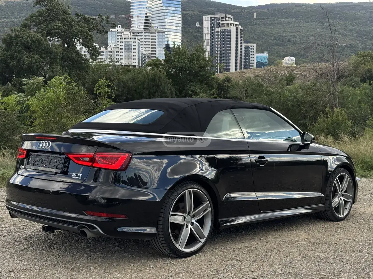 Audi A3 2015 — photo 2