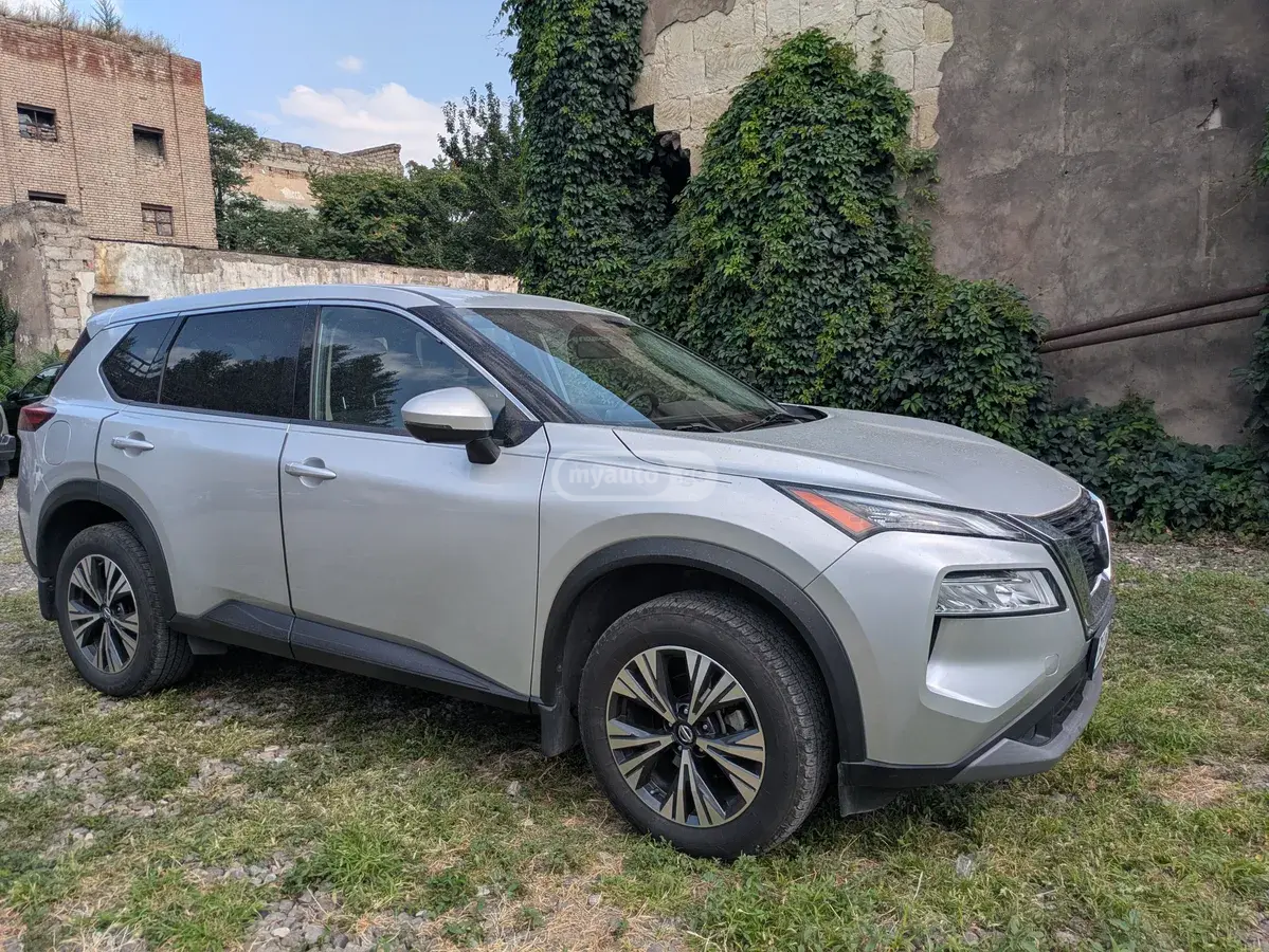 Nissan Rogue