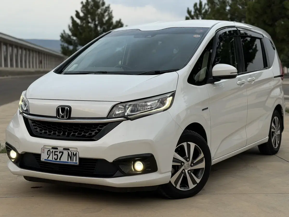 Honda Freed 2022 — photo 2