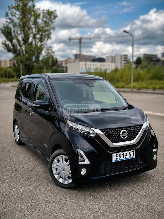 Nissan Dayz 2021 — photo 2