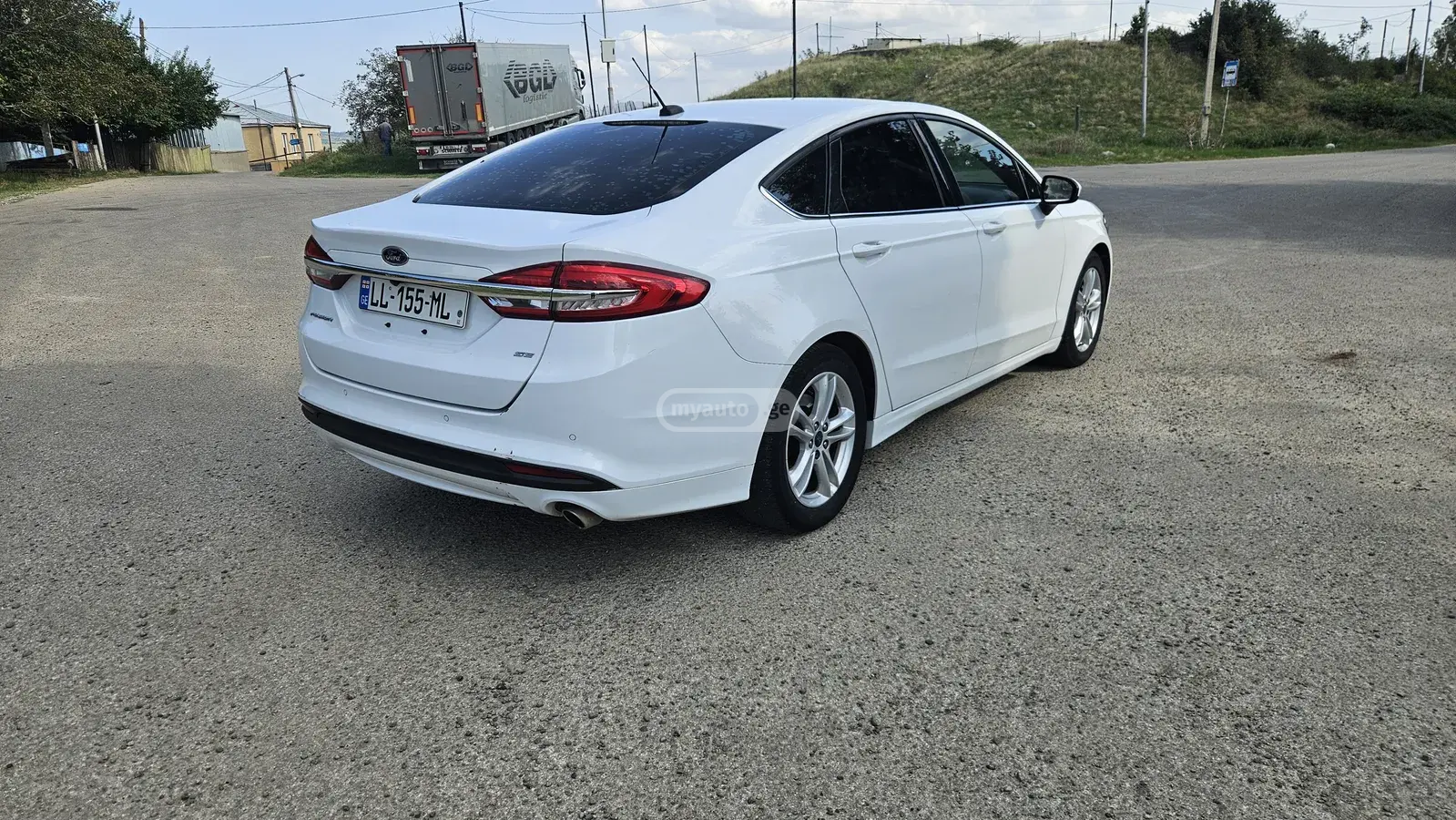 Ford Fusion 2017 — photo 2