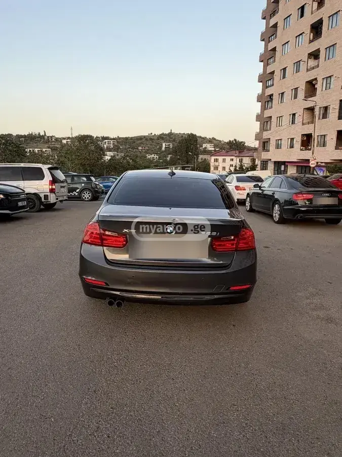 BMW 328 2013 — photo 2