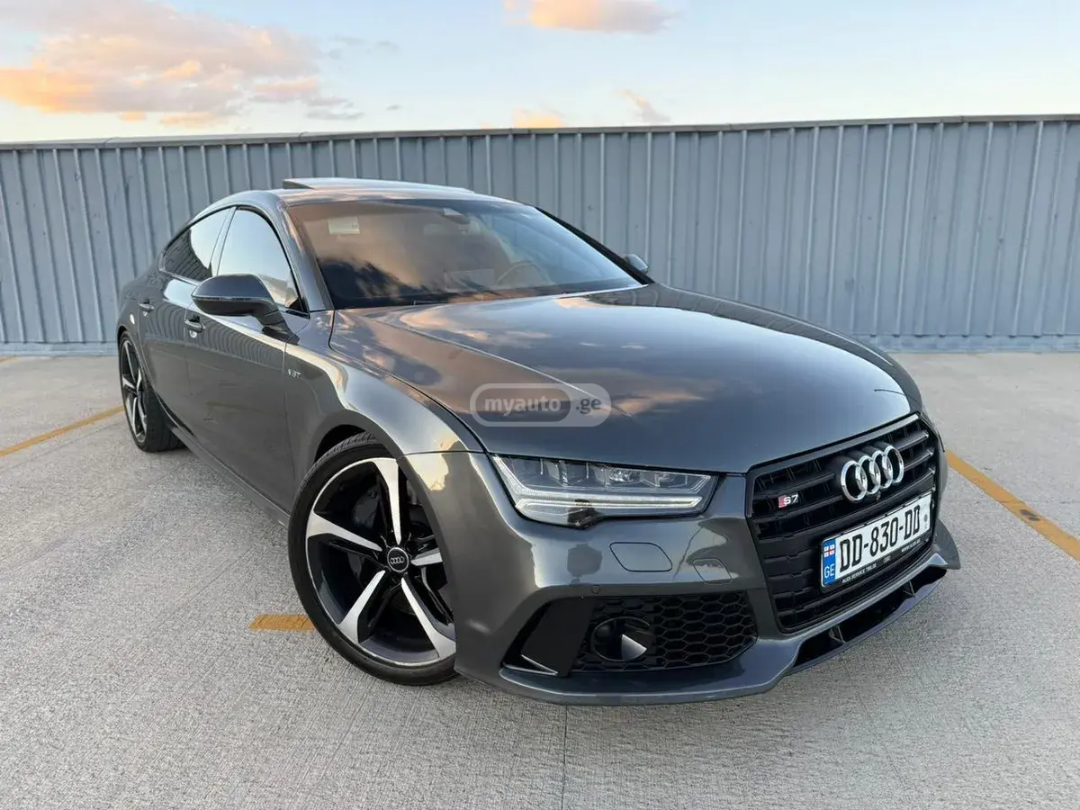Audi S7