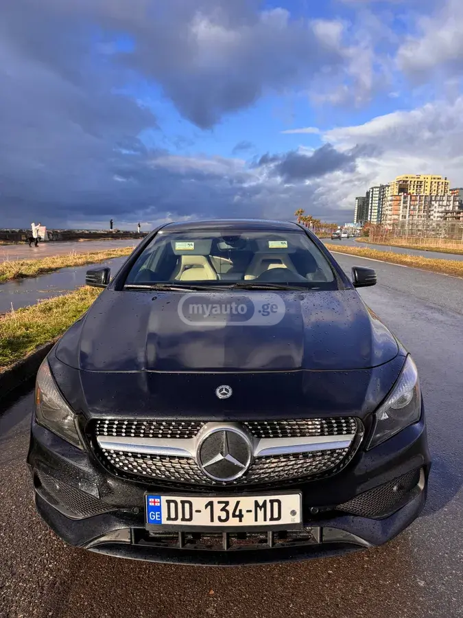 Mercedes-Benz CLA 250