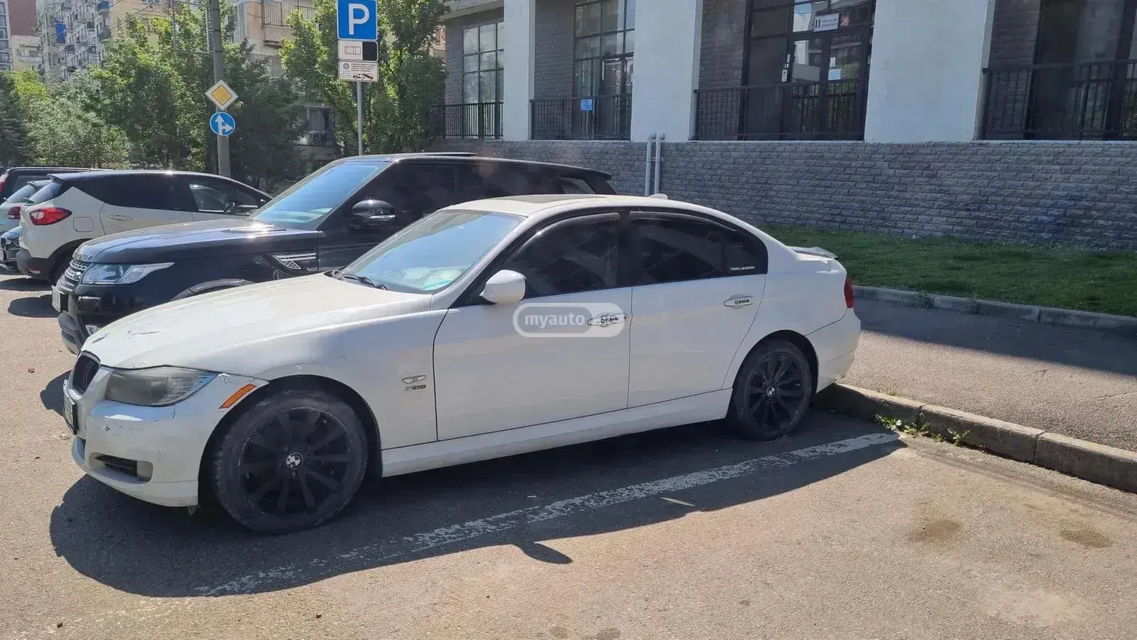 BMW 328 2011 — photo 2