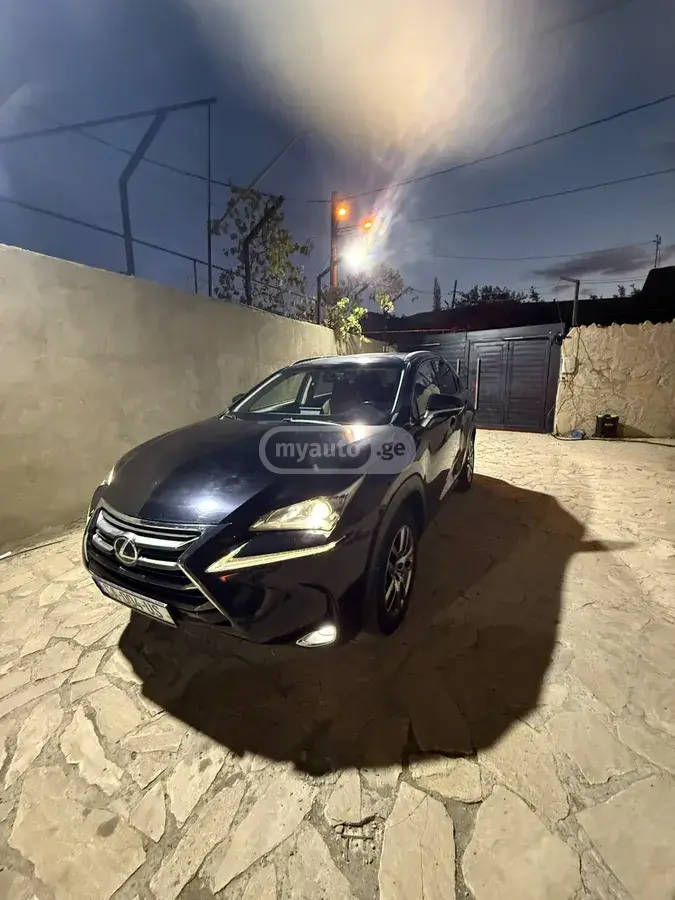 Lexus NX 200