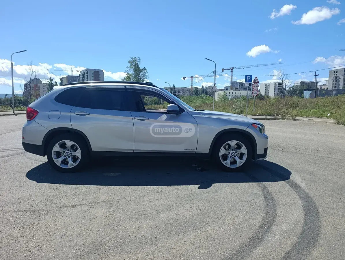 BMW X1 2014 — photo 2