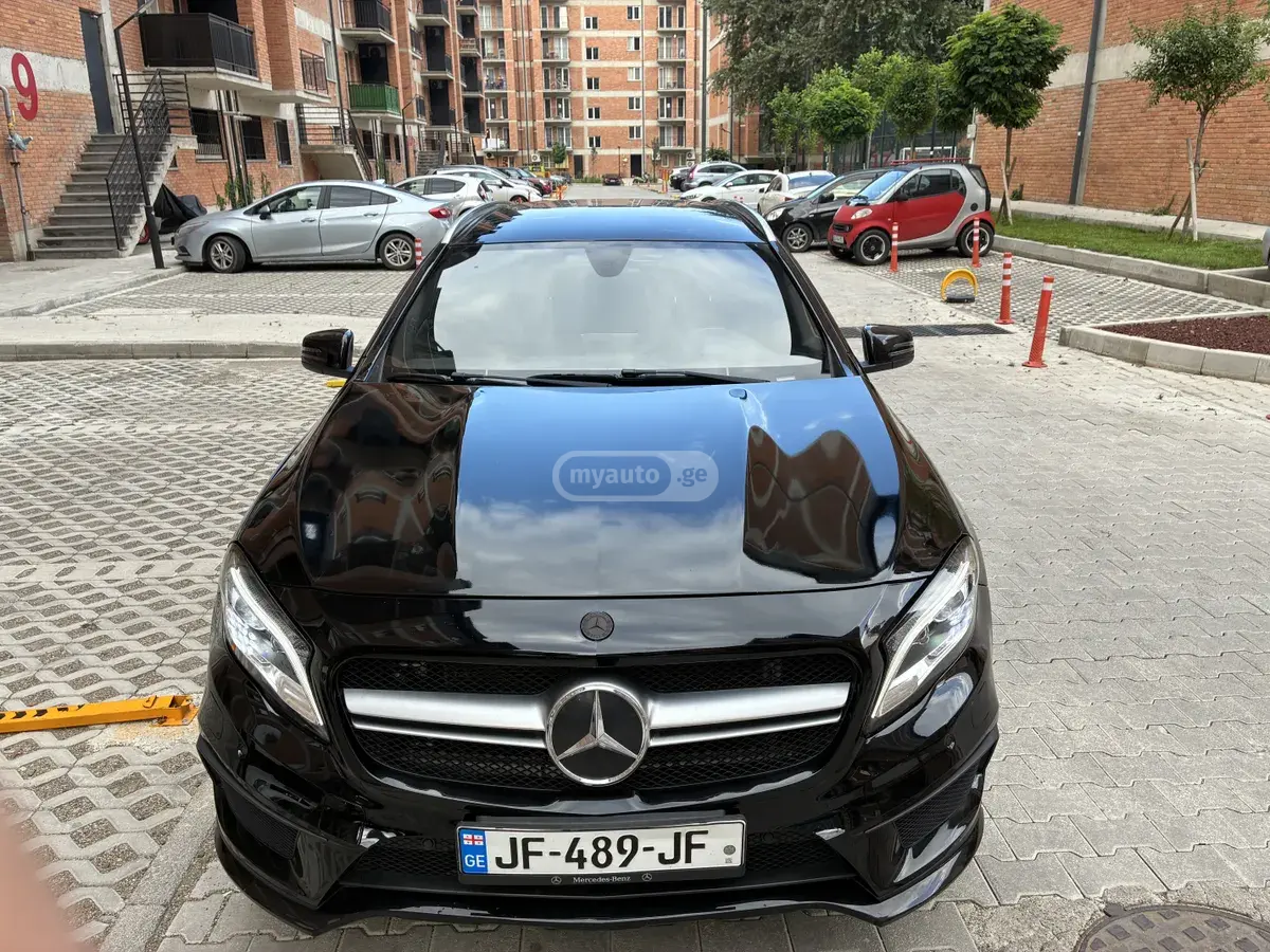 Mercedes-Benz GLA 250