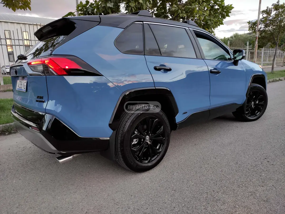 Toyota RAV4 2024 — photo 2