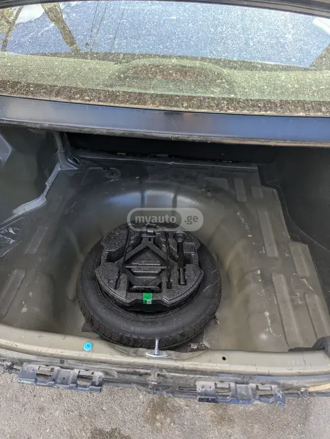 Hyundai Elantra 2021 — photo 2