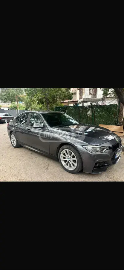 BMW 320 2017 — photo 2