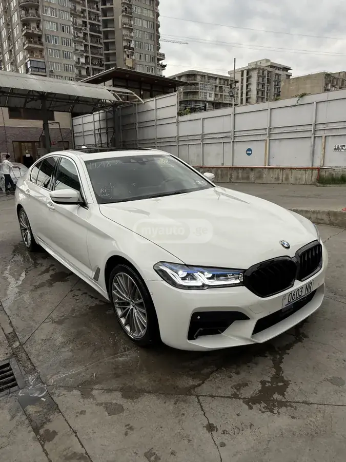 BMW 530 2020 — photo 2