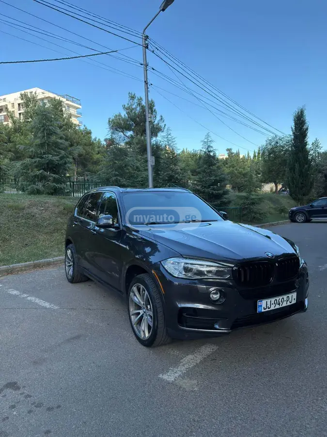 BMW X5 2015 — photo 2