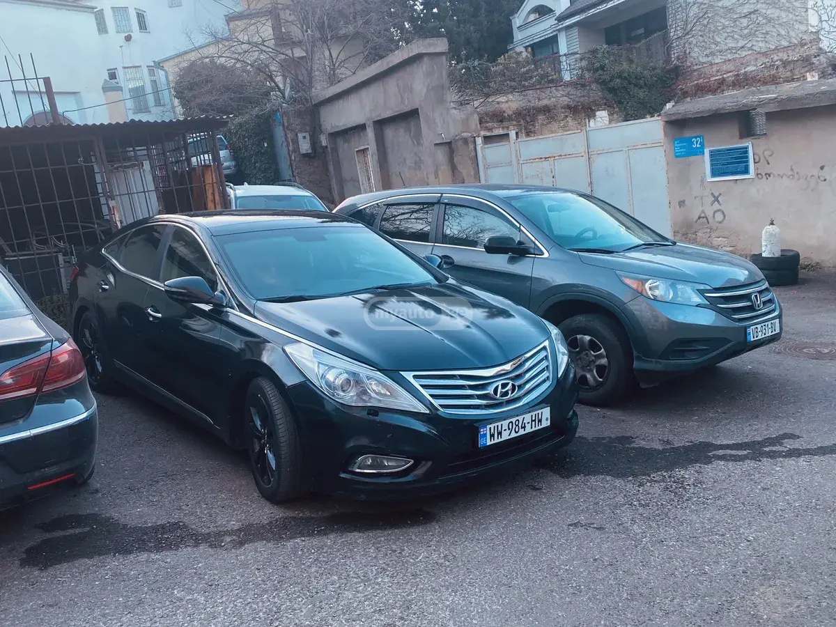 Hyundai Grandeur 2012 — photo 2