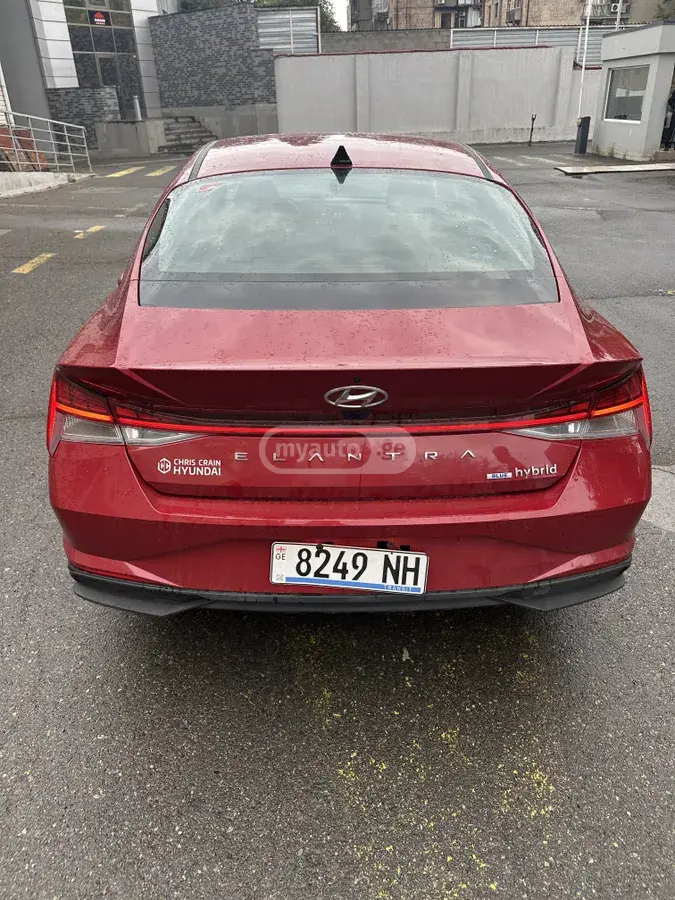 Hyundai Elantra
