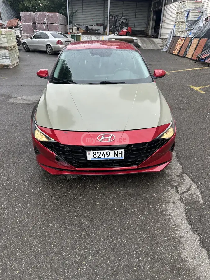 Hyundai Elantra 2023 — photo 2