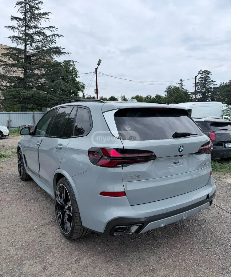 BMW X5 2026 — photo 2