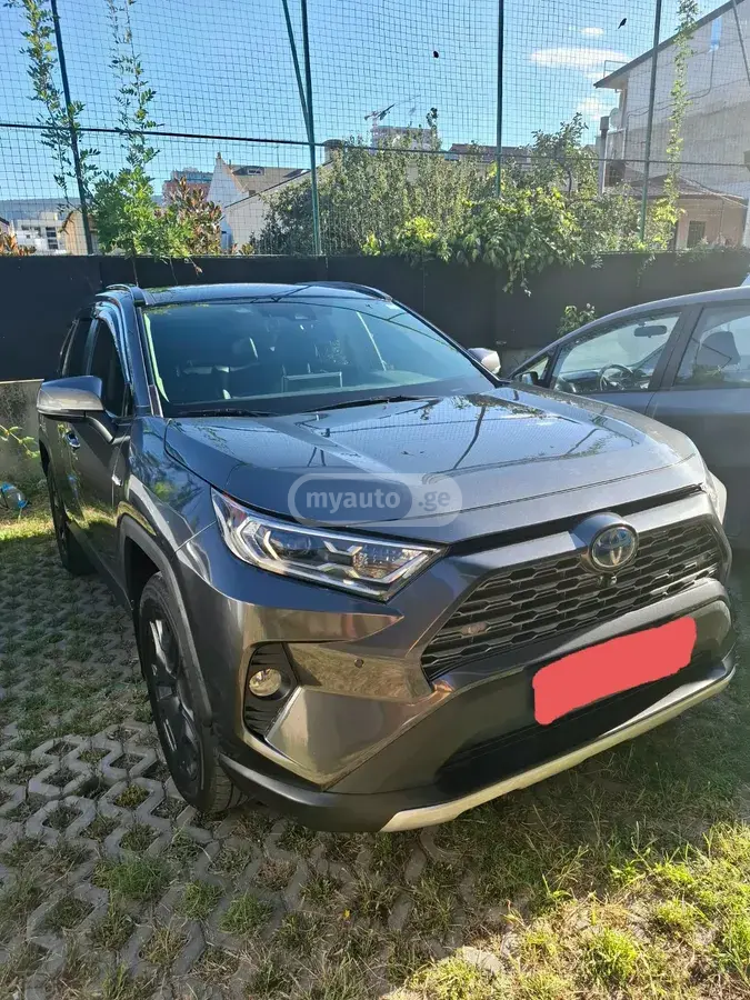 Toyota RAV4 2019 — photo 2