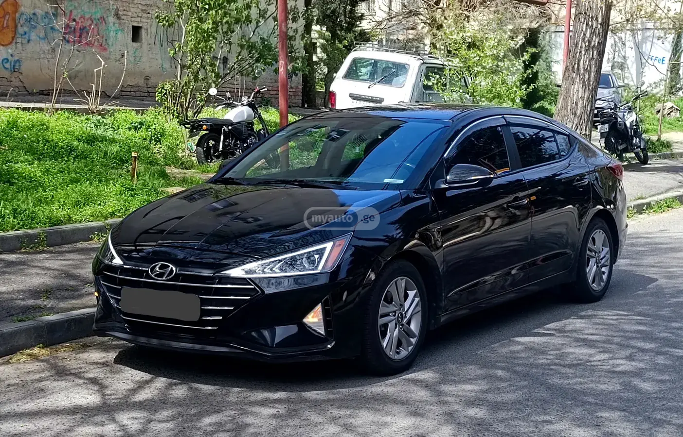Hyundai Elantra 2018 — photo 2