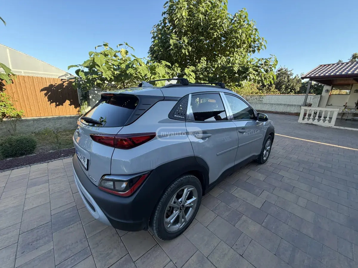 Hyundai Kona 2022 — photo 2