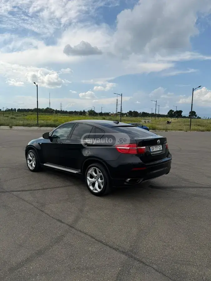 BMW X6 2014 — photo 2