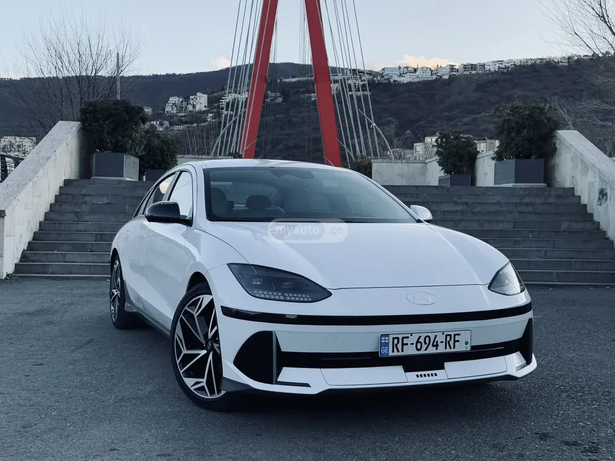 Hyundai Ioniq 6