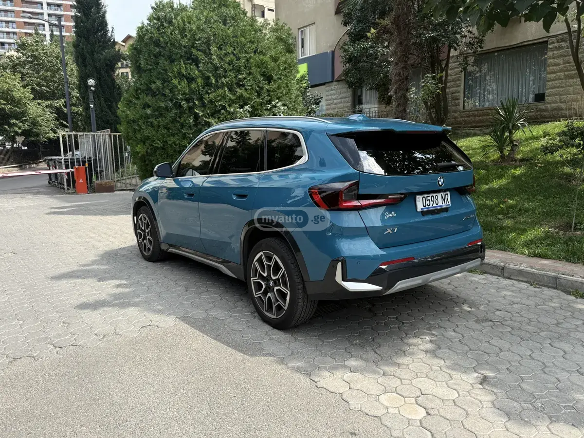 BMW X1 2023 — photo 2