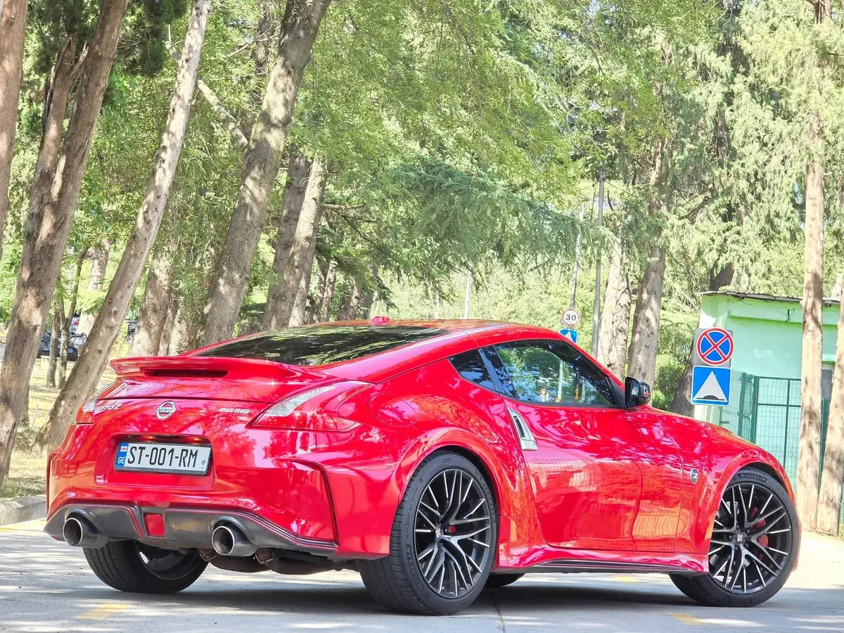 Nissan 370Z 2015 — photo 2